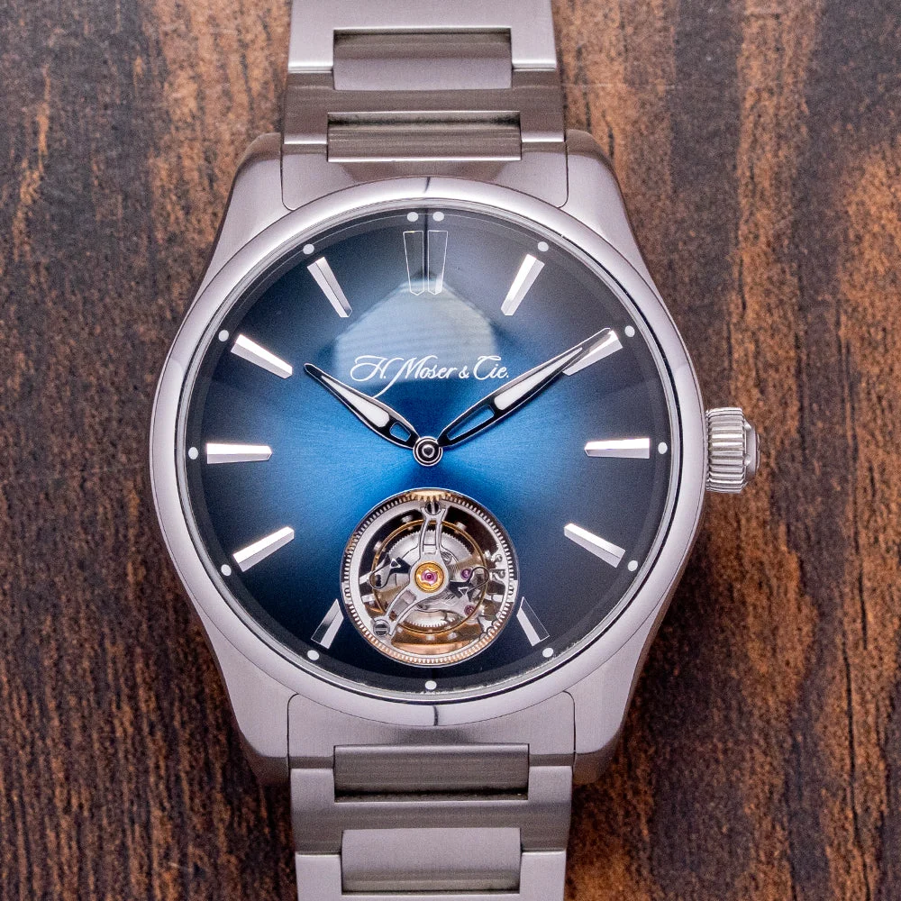 H. Moser & Cie. - Pioneer 3804-1201 43 mm kol saati