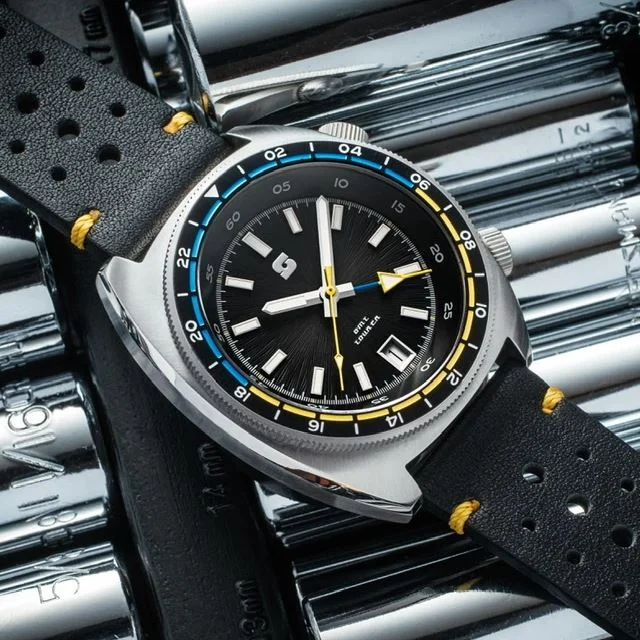 Straton TOUR-GMT-BLACK-43 STRATON-TOUR-GMT-BLACK-43 43 mm kol saati
