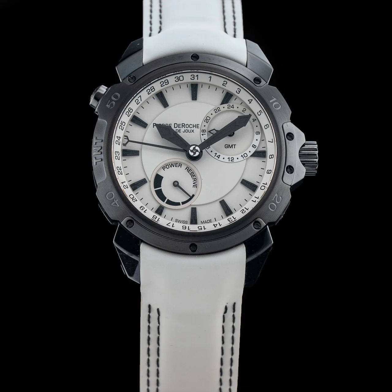 Pierre DeRoche TNT GMT Power Reserve 43 210009N36793 43 mm kol saati