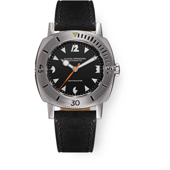 Nivada Grenchen White Pacman Depthmaster Black Leather 14102A17 kol saati