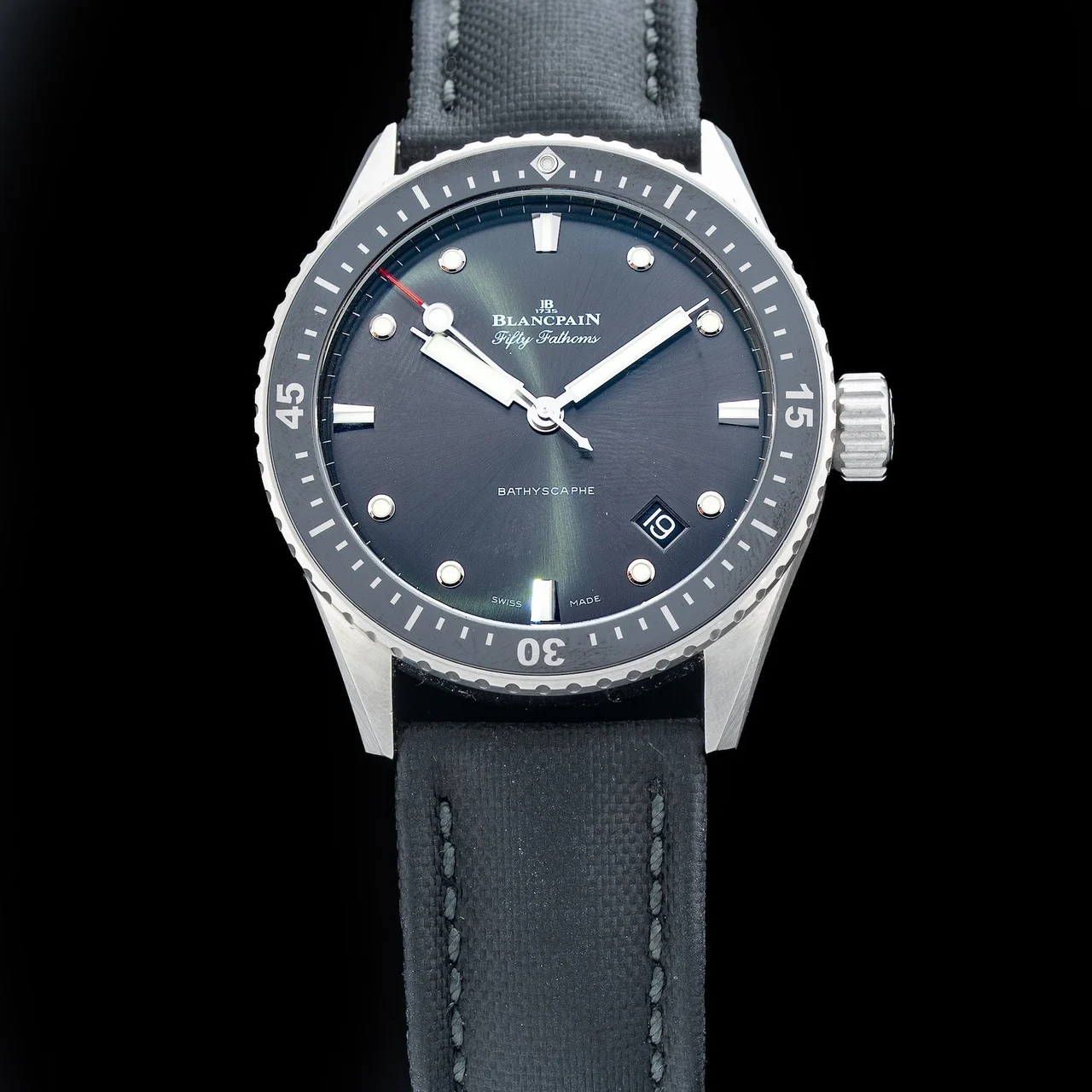 Blancpain Fifty Fathoms Bathyscaphe 210009N35148 43 mm kol saati
