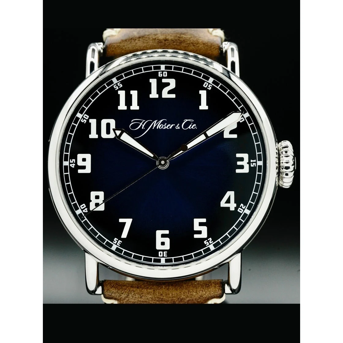H. Moser and Cie. Moser & Cie. 8200-1201 Heritage Centre Seconds Funky Blue 210000054598 42 mm kol saati