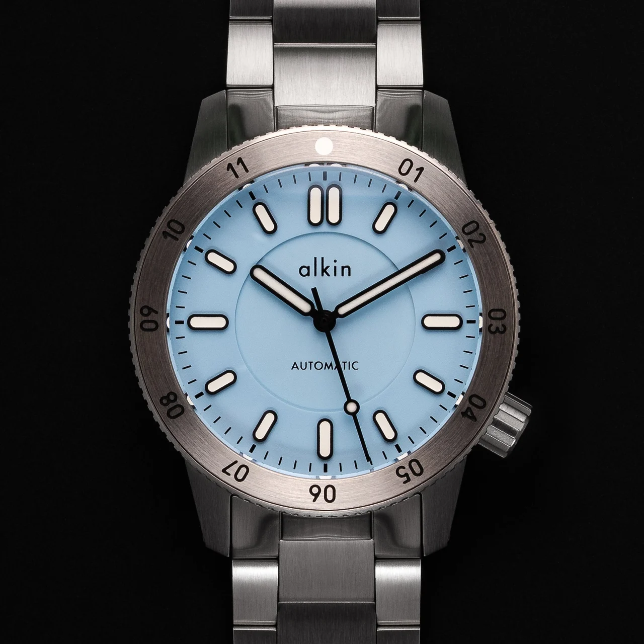 alkinwatches Model Three Dual Time - Powder Blue Dial / SS Case 41 mm kol saati
