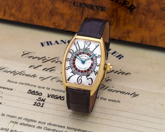 Franck Muller Vegas FRANCK MULLER VEGAS REF. 5850 PINK GOLD kol saati