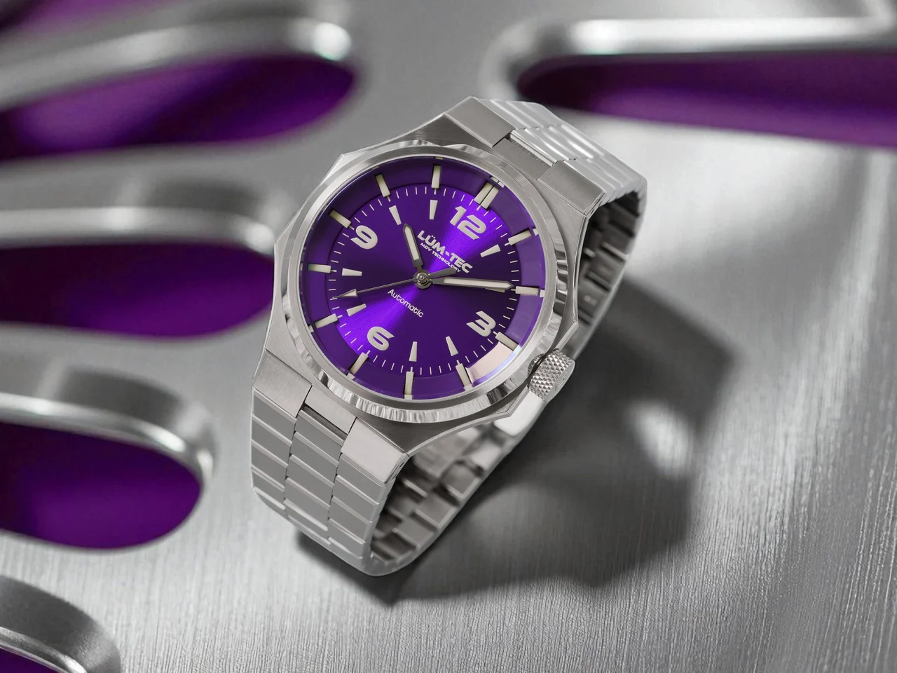 LÜM-TEC Watches LTE4 42 mm kol saati