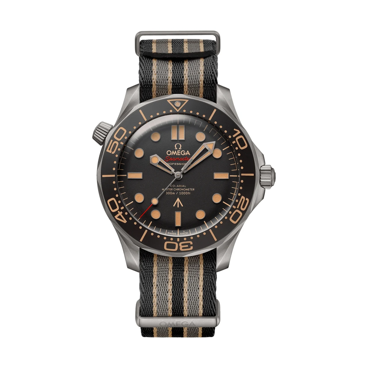 OMEGA Seamaster Diver 300M 007 Edition 42mm - Brown on Fabric Strap O21092422001001 42 mm kol saati