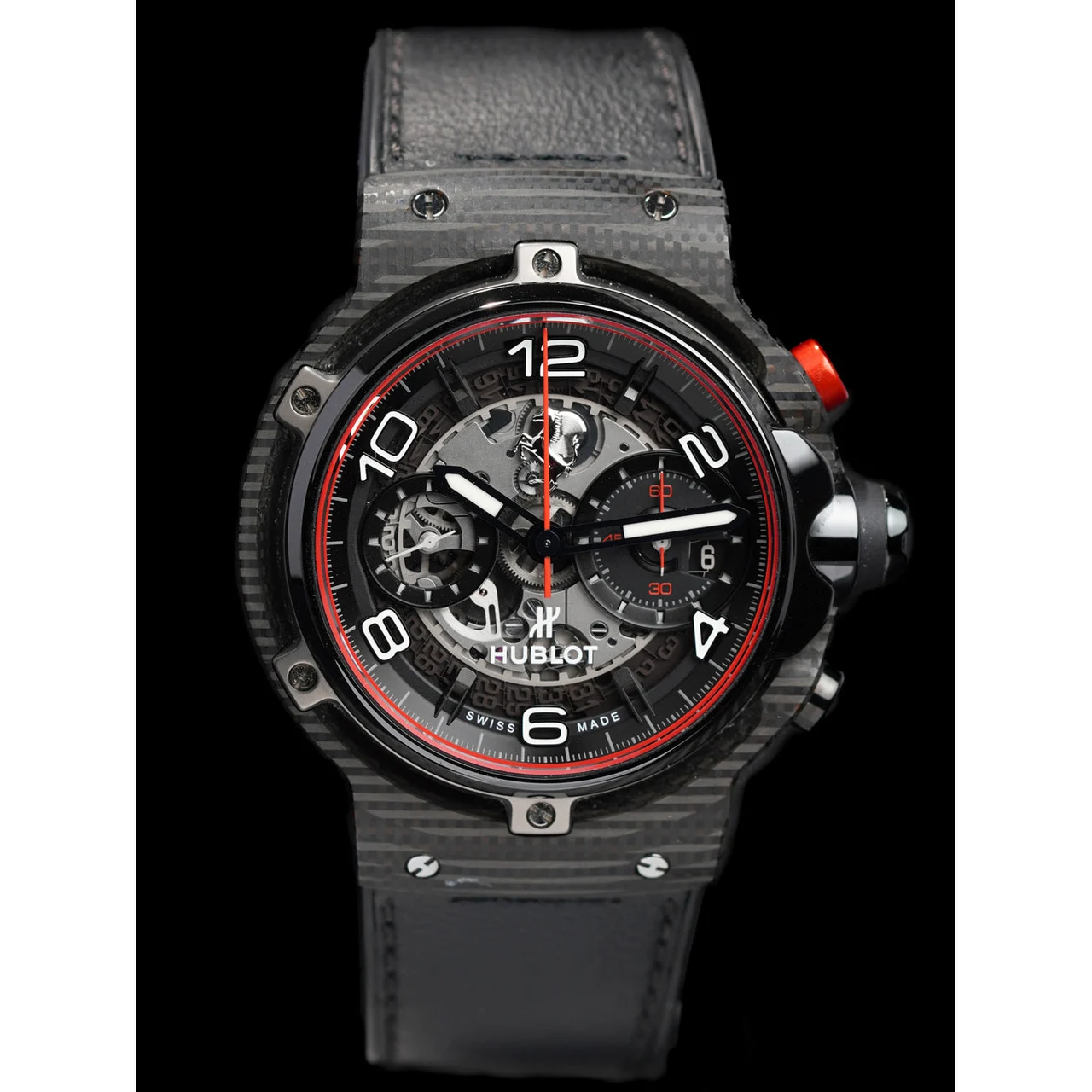 Hublot Classic Fusion Ferrari GT 3D Carbon 526.QB.0124.VR 210009N30228 kol saati