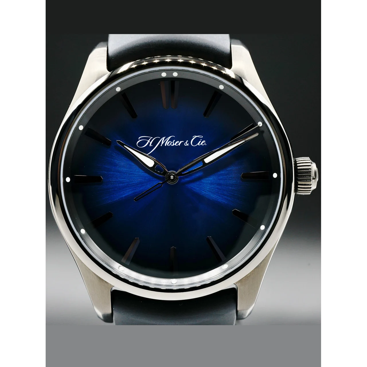 H. Moser & Cie. - Moser & Cie. 3200-1205 Pioneer Centre Seconds Funky Blue Black Edition POC210000075048 42.8 mm kol saati