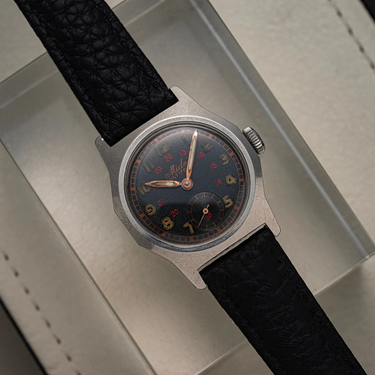 Mido Multifort Limited, Men’s Vintage Military Watch, 1940 29 mm kol saati