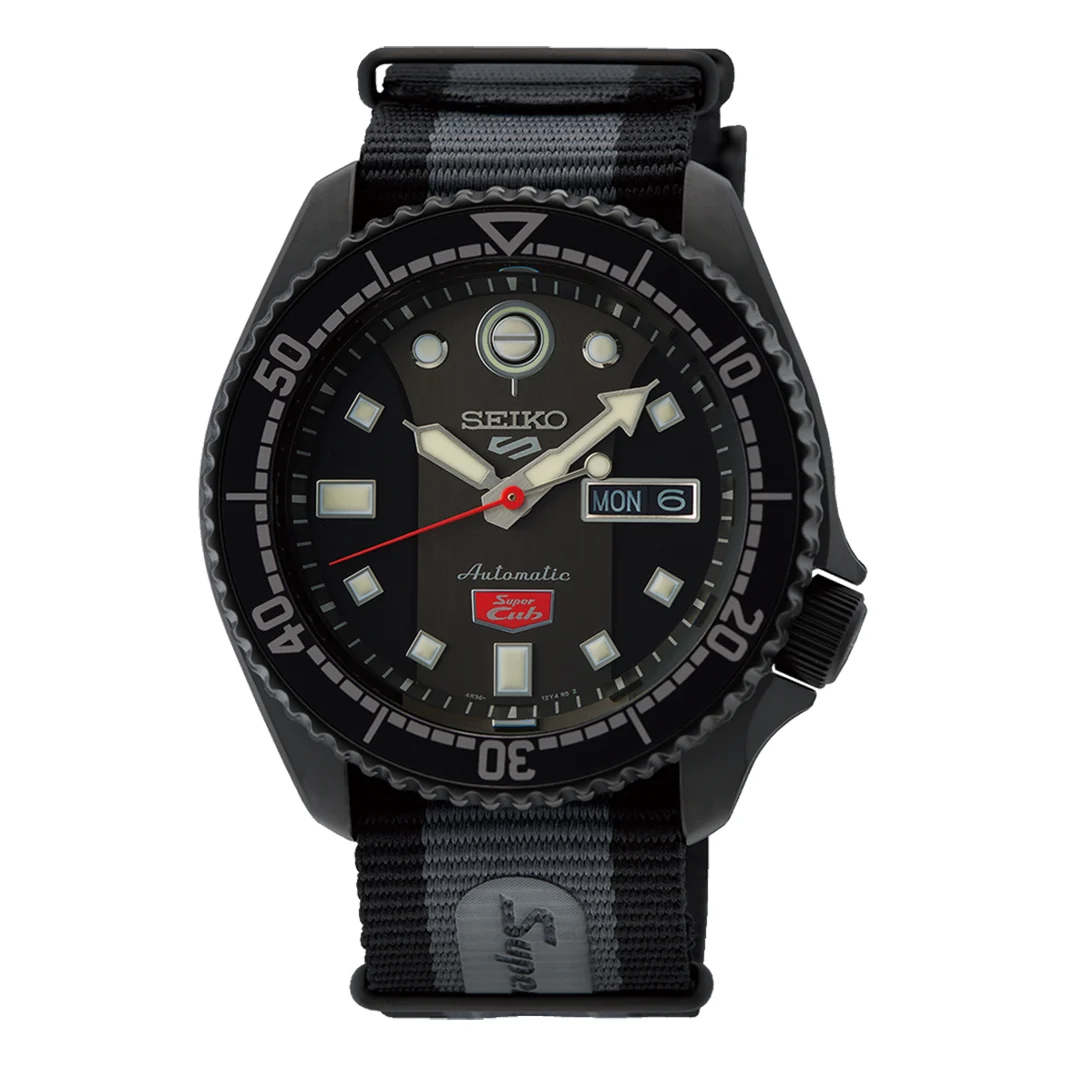 Seiko Sports Seiko.SRPJ75K1 43 mm kol saati