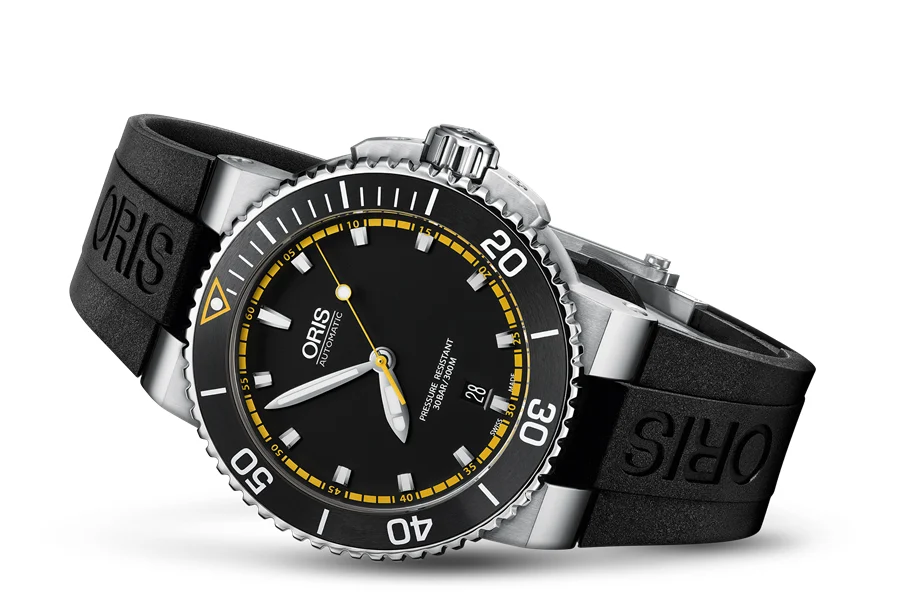 Oris Aquis Date 01 733 7653 4127-07 4 26 34EB 43 mm kol saati
