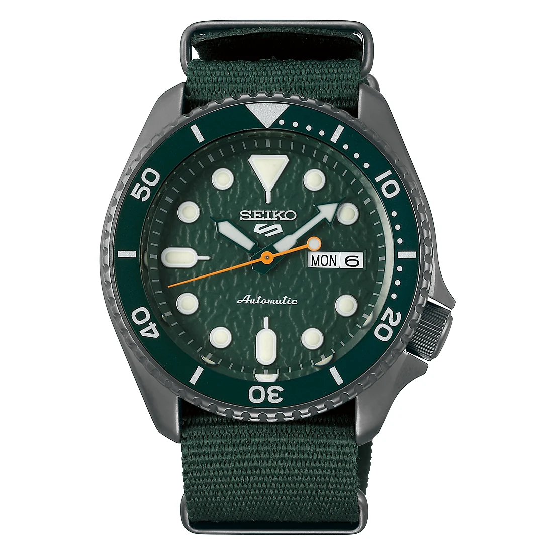 Seiko Sports SKX series SRPD77 SRPD77K1 42.5 mm kol saati