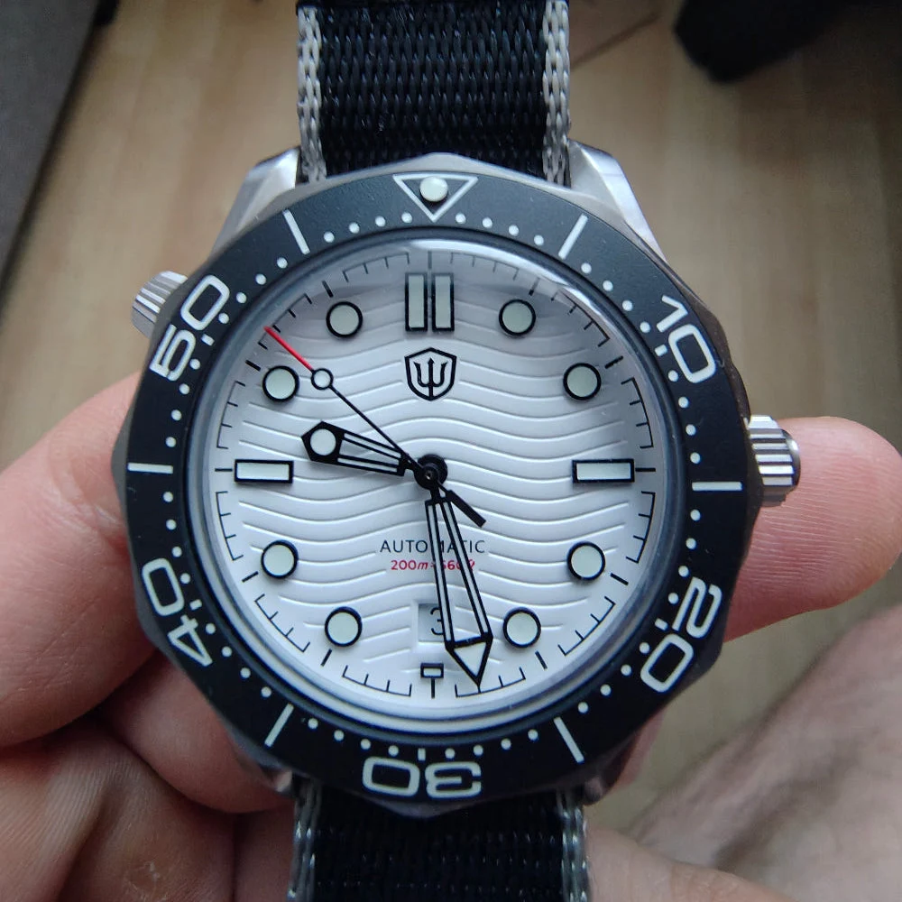 Watchdives Nttd RMACNDEFRAB260511U001222 42 mm kol saati