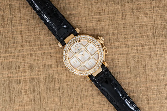 Cartier Pasha 40950119 kol saati