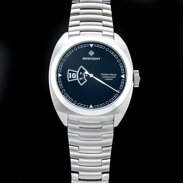 Bremont Terra Nova Jumping Hour On Bracelet 210009N34597 kol saati