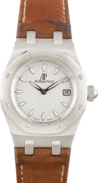 Audemars Piguet Royal Oak Silver Dial 67600ST.OO.D080VS.01 kol saati
