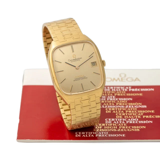 OMEGA Property of the original Swiss family 354.4003 kol saati