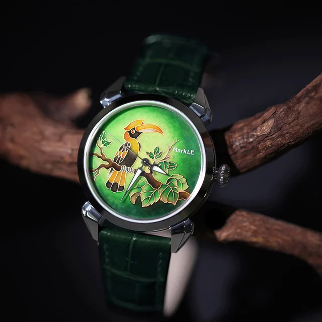 Marklewatch Hong Hoang Bird kol saati