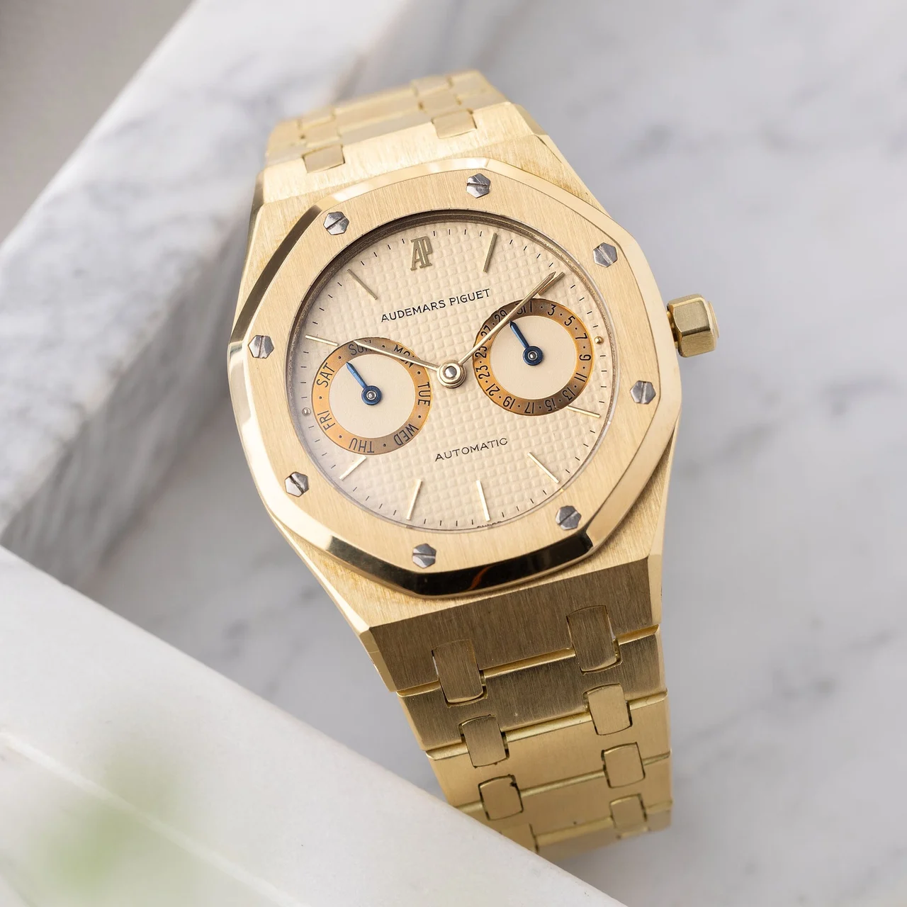 Audemars Piguet Audemars Piguet W-2307 36 mm kol saati