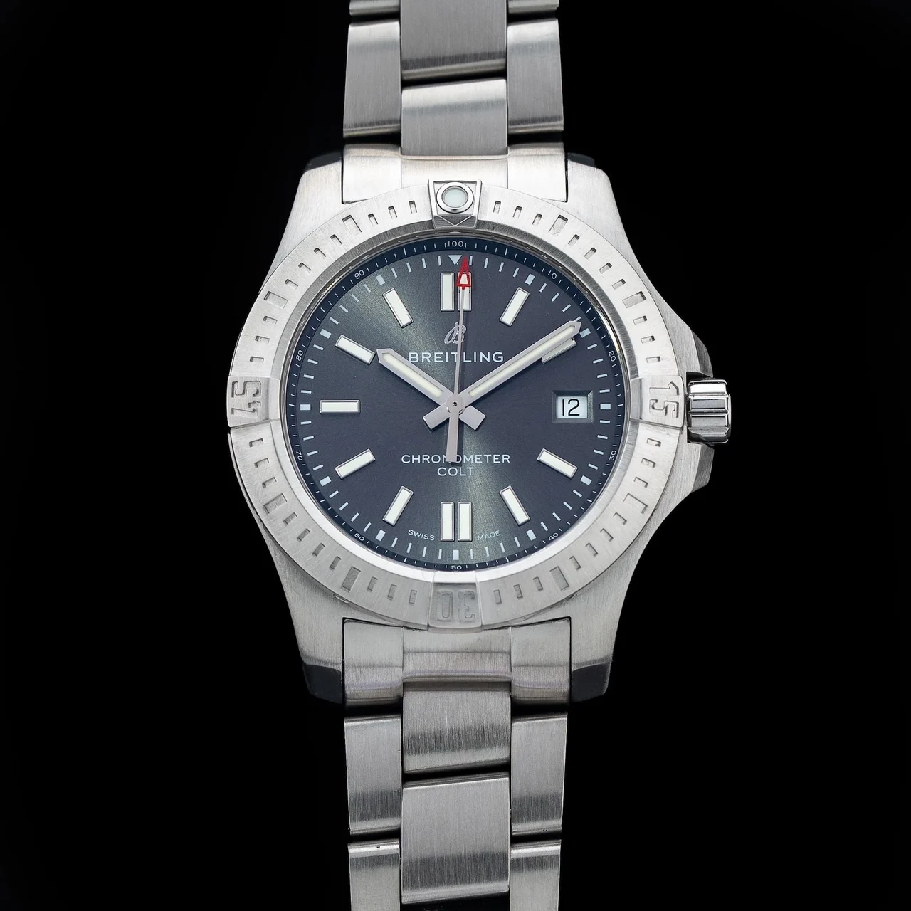 Breitling Colt Automatic Grey Dial Stainless Steel 210009N33116 41 mm kol saati