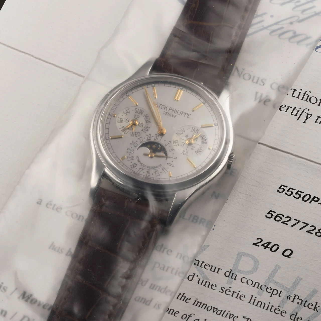 Patek Philippe PATEK PHILIPPE REF. 5550 ADVANCED RESEARCH PLATINUM kol saati