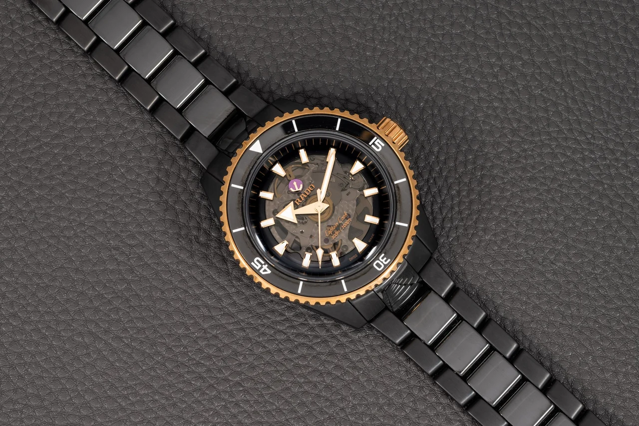 Rado Captain Cook 408000542490 43 mm kol saati