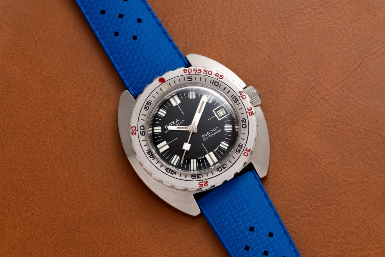 Doxa Sub 300 40991640 43 mm kol saati