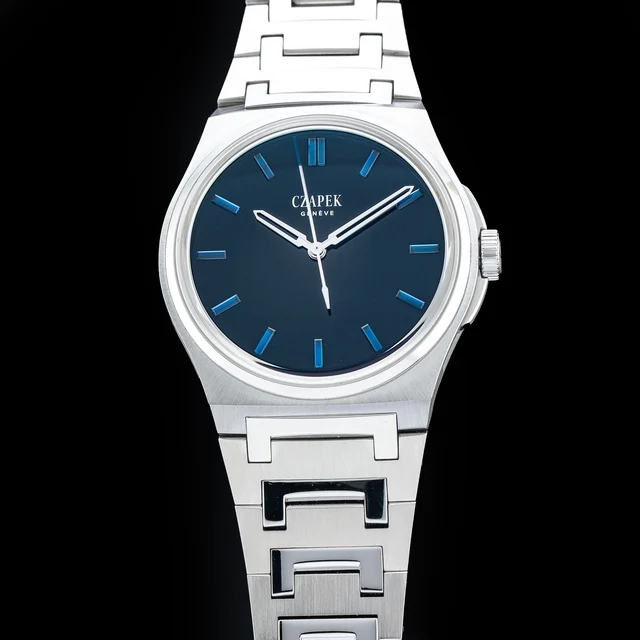 CZAPEK Antarctique Royal Onyx 40.50mm Stainless Steel 210009N35151 kol saati