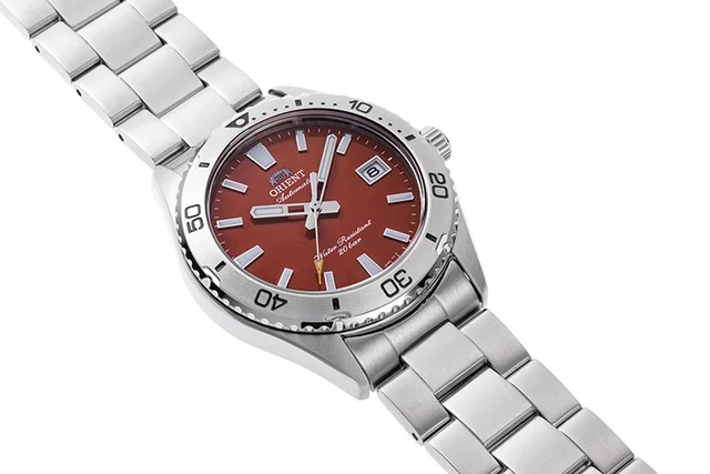 Orient Diver Design 40 RA-AC0Q09R kol saati