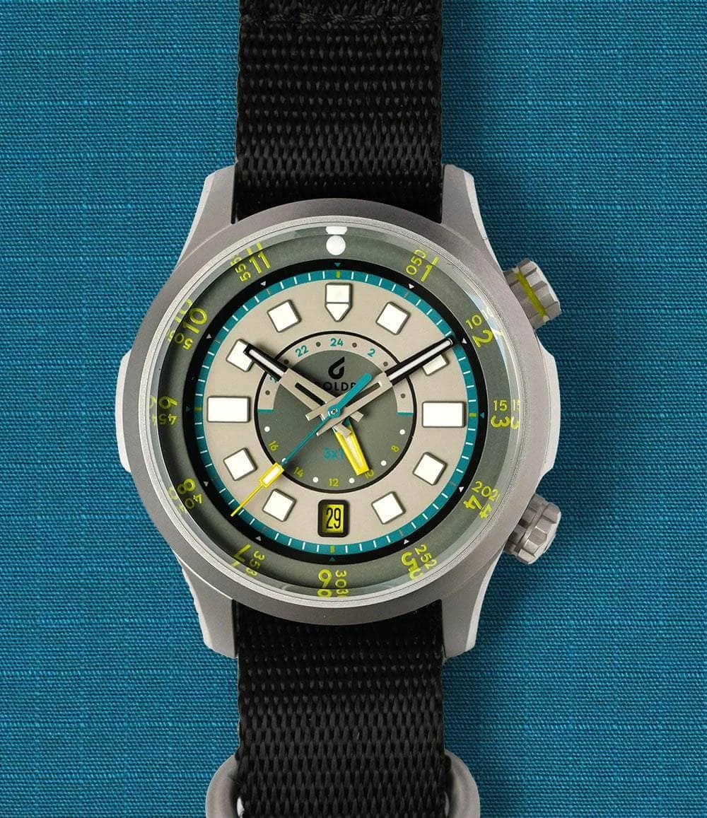 BOLDR Supply Co. BOLDR x Worn & Wound 3xt GMT Limited Edition Boldr-3xt-Gray 47.5 mm kol saati