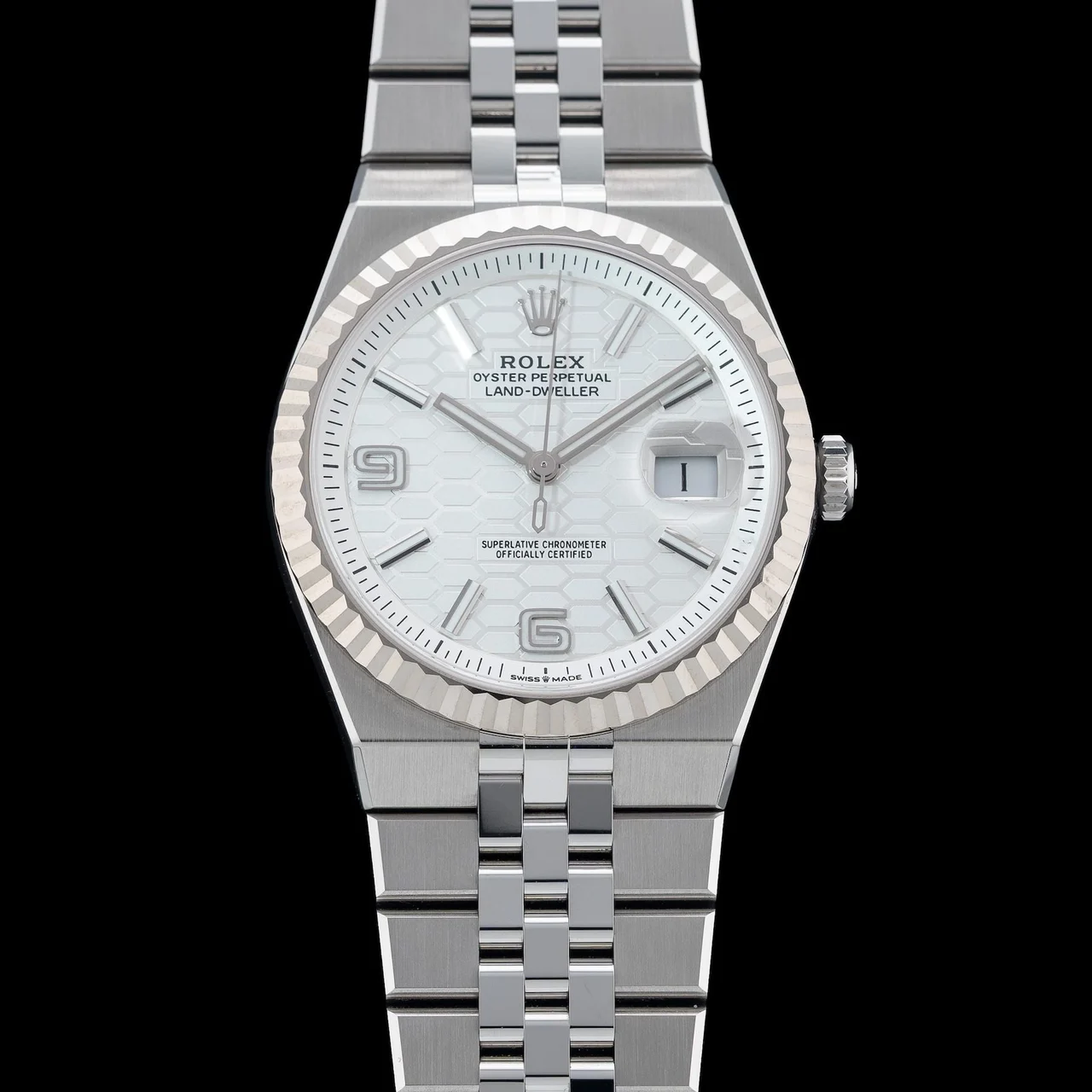 Rolex Land-Dweller 127334 210009N41910 40 mm kol saati