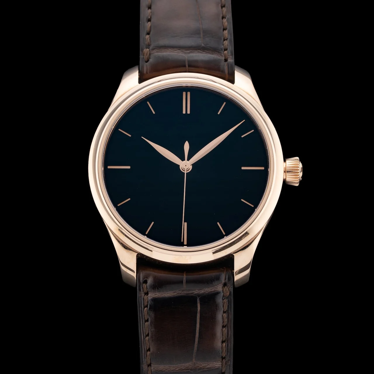 H. Moser & Cie. - Moser & Cie. Endeavour Centre Seconds Vantablack 210009N43226 40 mm kol saati