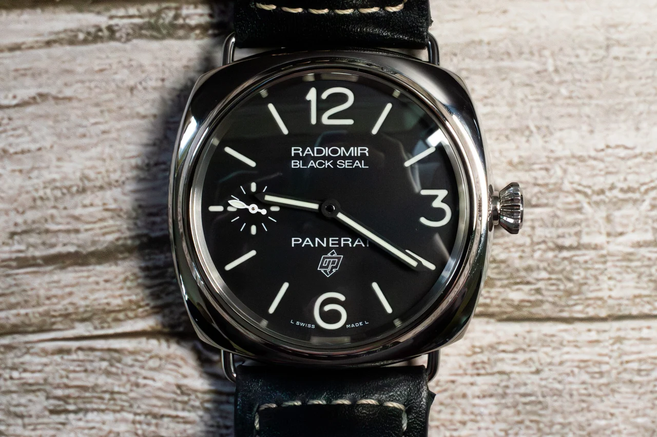 Panerai Radiomir PAM00754 45 mm kol saati