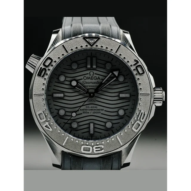 OMEGA Seamaster Diver 300 Black Ceramic Black Dial 210000053211 kol saati