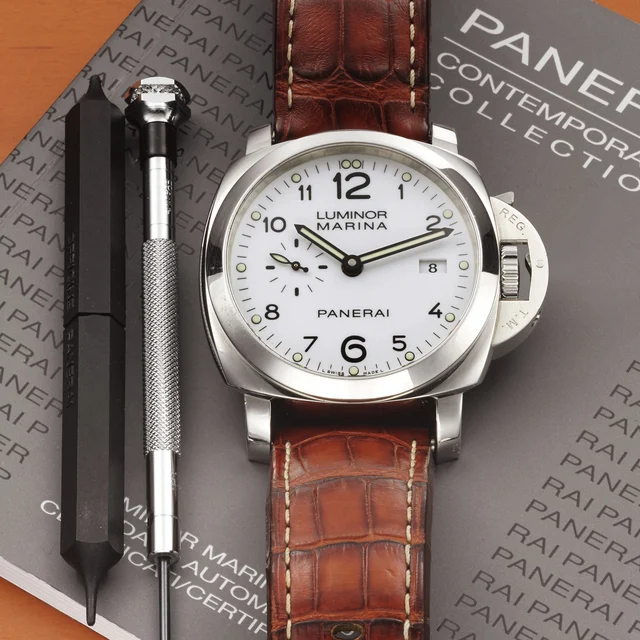 Panerai Pam 499 6900 kol saati
