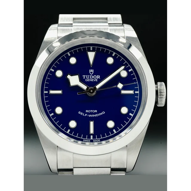 Tudor Black Bay 41mm on Steel Bracelet 210000068533 kol saati