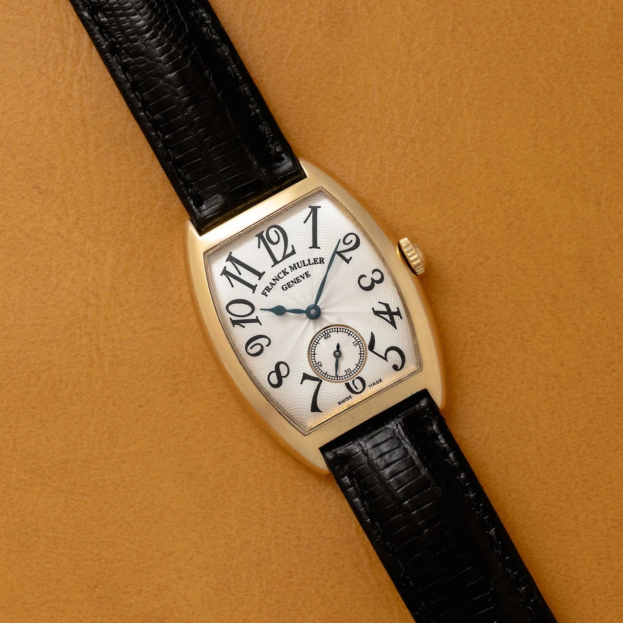 Franck Muller Cintrée Curvex 40992039 28 mm kol saati