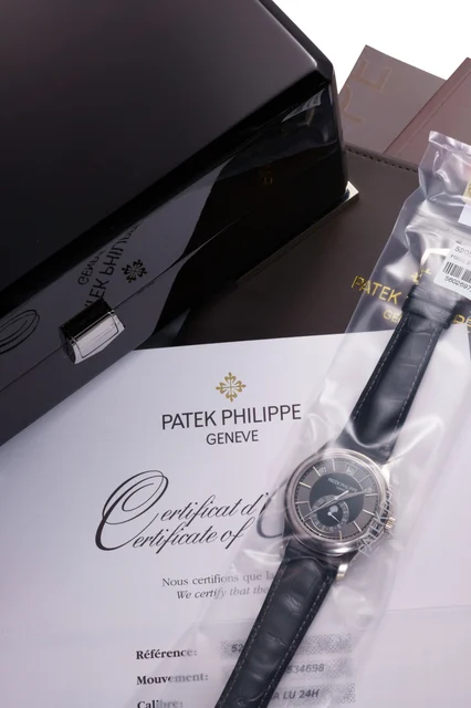 Patek Philippe PATEK PHILIPPE REF. 5205G ANNUAL CALENDAR,18K WHITE GOLD , FACTORY SINGLE S