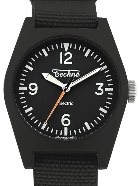Techne Hummingbird Watch with Dyed Bead-Blasted Titanium Case #222.113 kol saati