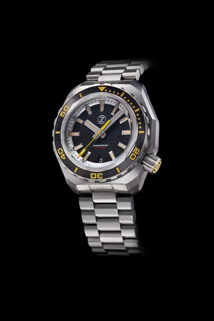Zelos Hammerhead 2 1000m Steel 'Black Sand' Seiko NH35 kol saati