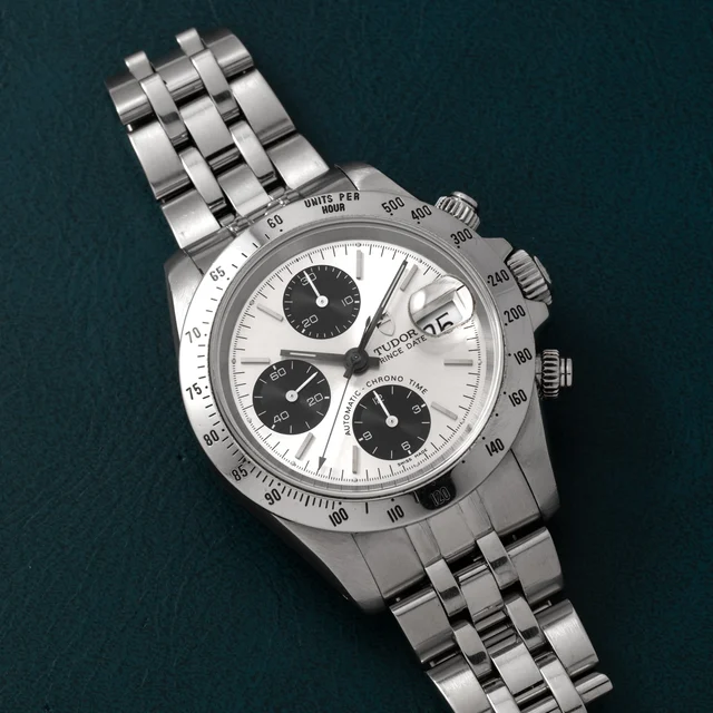 Tudor Tudor 40992926 kol saati