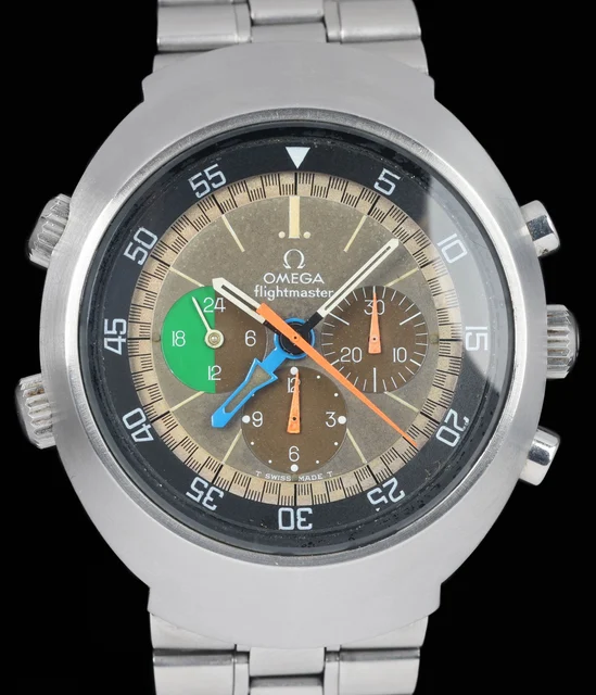OMEGA Flightmaster OME-FLIGHTMASTER-TROPICAL-DIAL-145.013-44MM-1969 kol saati