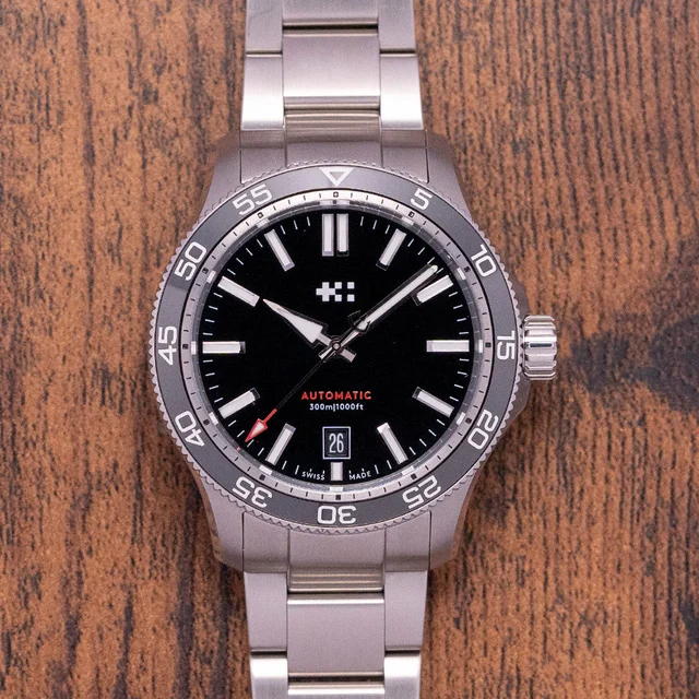Christopher Ward Trident C60-38ADA31S0KK0-B0 kol saati
