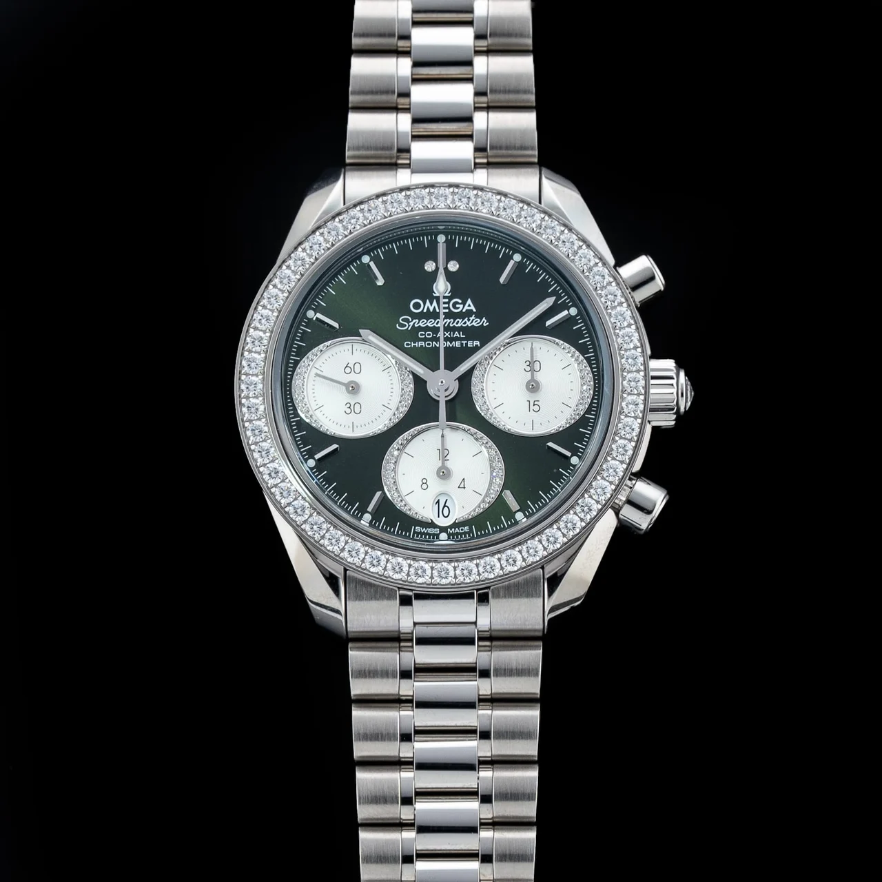 OMEGA Speedmaster 38 Co-Axial Chronograph 38mm Steel on Bracelet 324.15.38.50.60.001 NPA210009N12080 38 mm kol saati