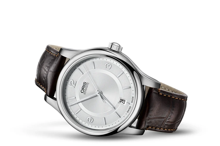 Oris Classic Date 01 733 7578 4031-07 5 18 10 37 mm kol saati