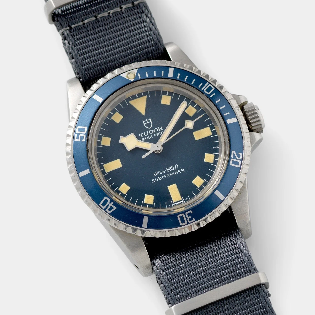Tudor Submariner W-1179 40 mm kol saati