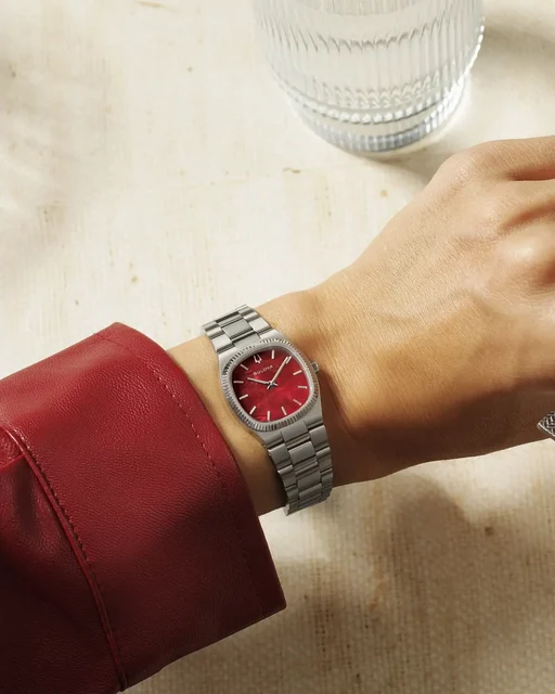 Bulova Super Seville Mini 96L354 kol saati