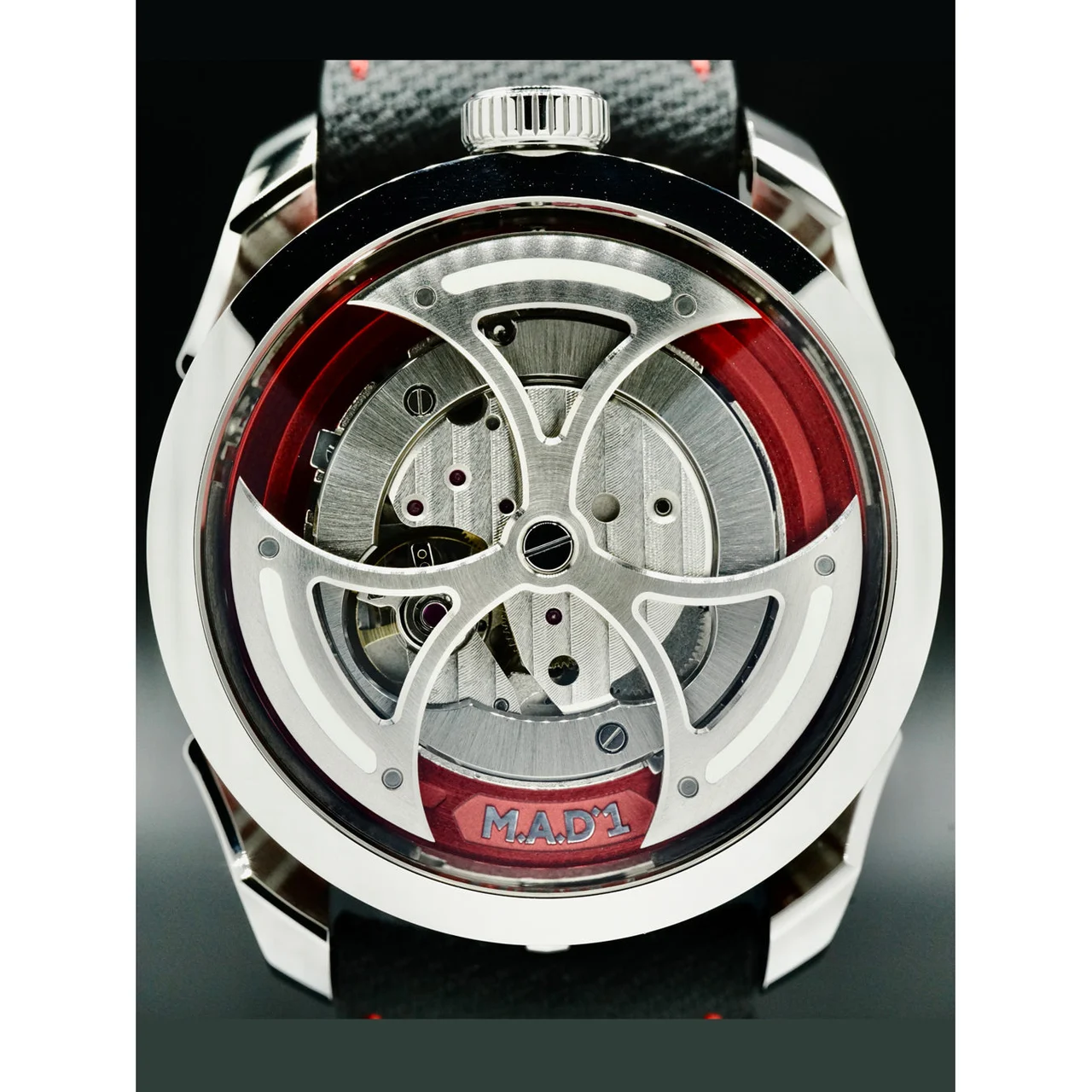 Mb&f Edition Red M.A.D. 1 210000059521 42 mm kol saati
