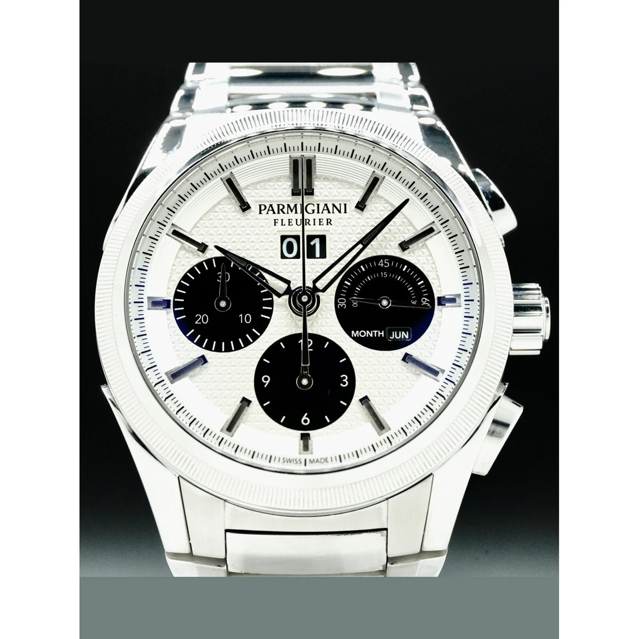 Parmigiani Fleurier Tondagraph GT Steel Silver Black on Bracelet 210000044870 42 mm kol saati