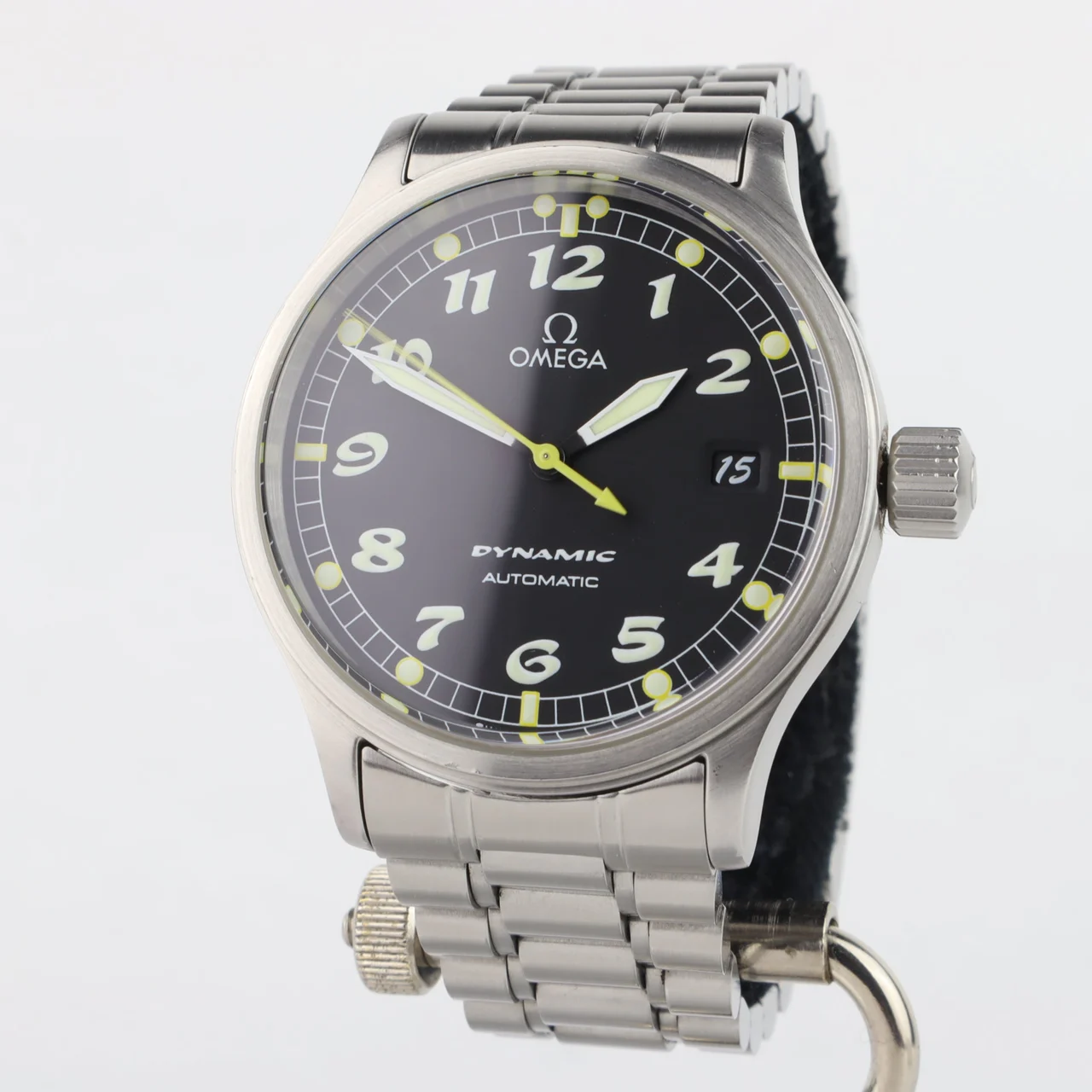 OMEGA Dynamic 250112 37 mm kol saati
